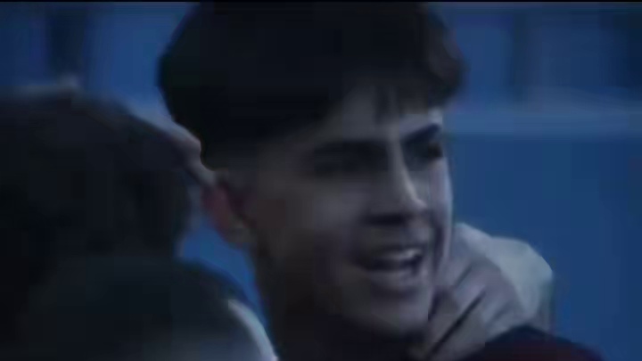 这就是足球！首尔FC补时连进2球逆转绝杀对手，替补席的林加德冲向进球的队友抱在一起疯狂庆祝