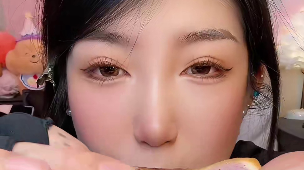 8个紫米面包哦 香香软软的 一个100克 293大卡 不齁甜 现做现发 保质期10天#超好吃 #紫米