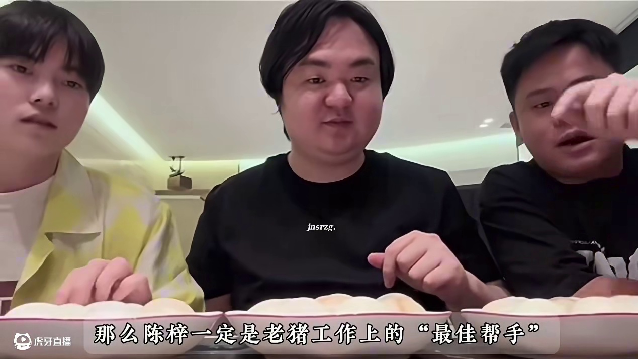 #陈伯全能王 #qq飞车 陈伯早期向老粉透露自己的起家经历以及为何会在第一时间帮助身边人的原因#神奇