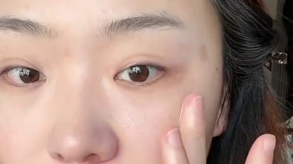 淡妆不淡颜新手早八人都能快速出门的松弛感淡颜妆 #新手化妆教程 #淡妆 #从0开始学化妆 #肥子细节