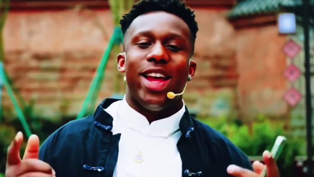 刀郎在湖北开演唱会，老家也为他庆祝！每一天都是精彩！#刀郎湖北演唱会 #刀郎家乡 #演出现场视频 #