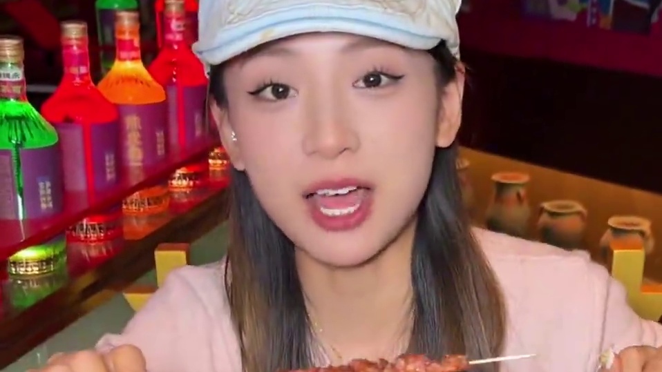 200串烤肉只要29.9！西安的餐饮界真的是越来越卷了#诗意长安#千年味道碳水之都#这就是西安的春天