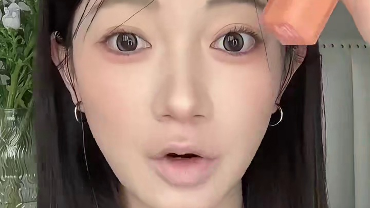 韩女藏着掖着也不愿意让它的口红！？？ #韩女 #ins #韩系口红 #春夏口红 #口红分享