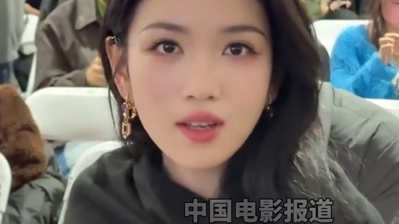 #代露娃把春天穿在身上 #代露娃 心目中的春天在她裙子上