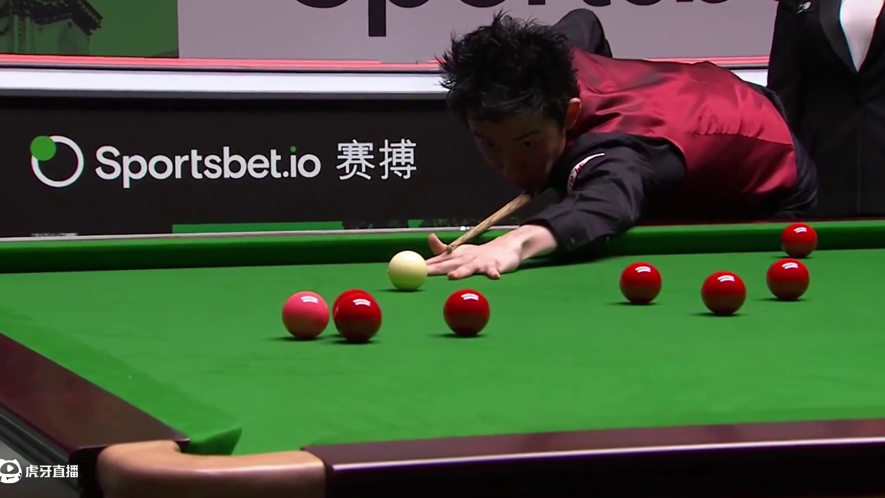 正播斯诺克球员锦标赛！吴宜泽VS肖国栋，大乱局上演疯狂厮杀！