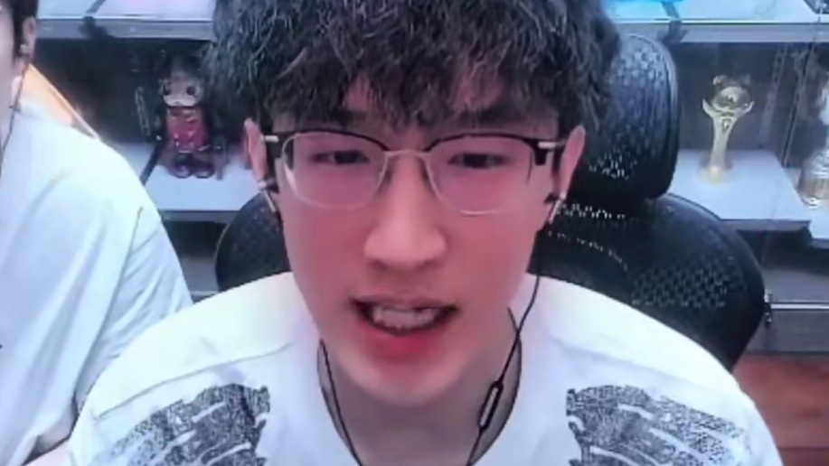 每次当冤大头都有蔡哥在列？ 