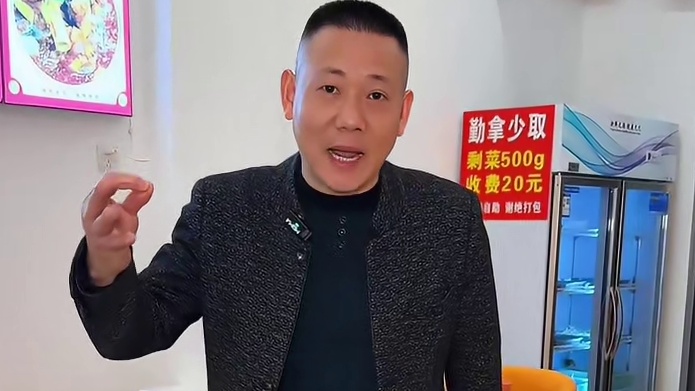 69块9的牛排锅，素菜还自助，还是在万达旁边，真的太划算了。