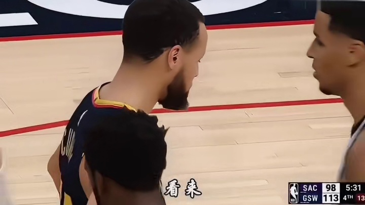 其他人空位我不管，穆雷眼里只有库里，恭喜库里突破4000记三分里程碑