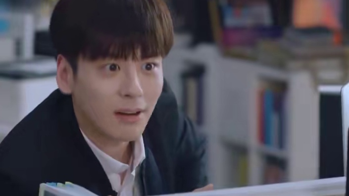 哪个角色和自己最像？#魏哲鸣  ：30岁之前是常欢，30岁之后是纪昱恒。#东方新娱乐