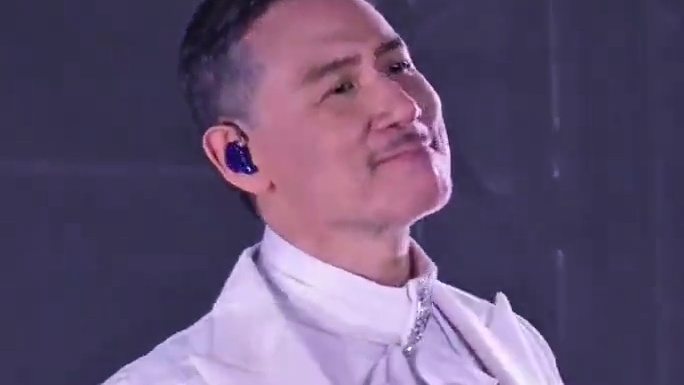 周杰伦、张杰、林俊杰的偶像都是张学友，谁会不爱歌神呢？#丝滑抢票上猫眼 #张学友南京演唱会 #歌神张