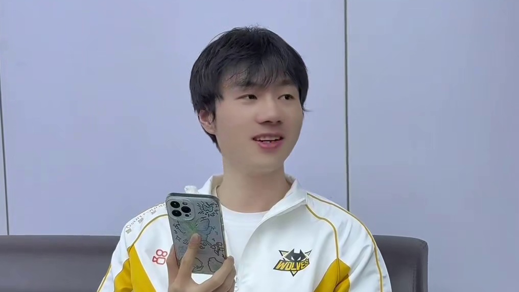 出道日拍摄现场，飞车最速男团3Hao有话要说！ 
舞担eStar.Ani 现学现跳，小小舞蹈轻松拿捏