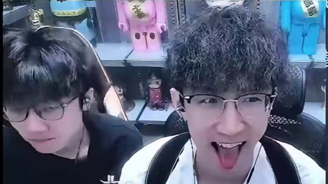 蔡哥每次在手游都能享受“带明星”待遇啊