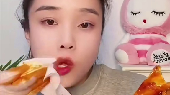 #大口炫肉的感觉有多爽 #妈呀太香了  #我是美食创作者 #老百姓关心的话题