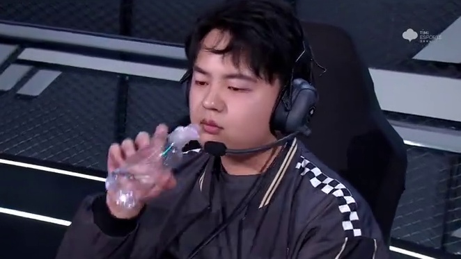 【2025S联赛春季赛常规赛】第一周第二日第二场个人solo赛
AG vs QY
第七局：亚特兰蒂斯