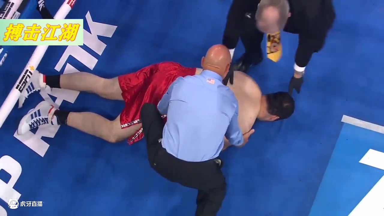 重量级新秀横空出世！新战绩12胜11KO，重拳将对手打挺尸 