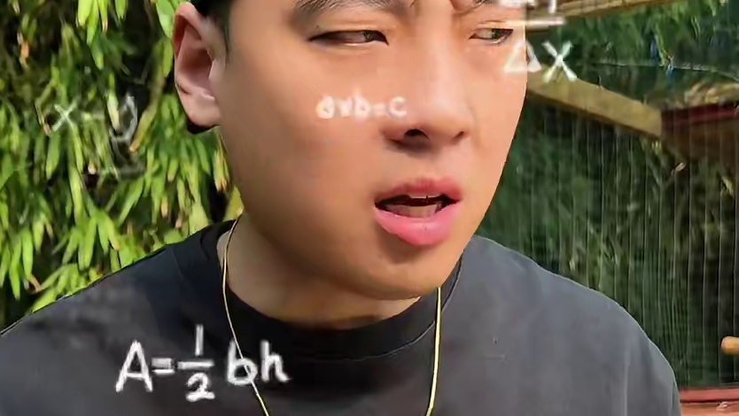 把一百个易拉罐融化成铝水，再浇铸成一口锅！需要多少钱。#自制铝锅  #瓜子二手车 #压铝锅压制过程