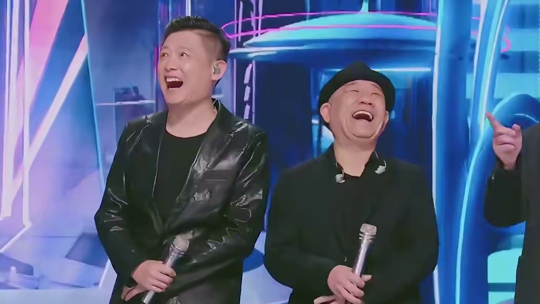 这俩人要不单独出一台节目吧，太好笑了