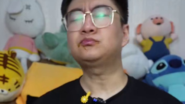 肉片烧茄子蟹黄蟹钳子肉拌饭加低温慢烤牛小排加玫瑰荔枝慕斯