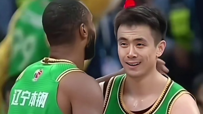 辽宁男篮真神归位，赵继伟7+13 张镇麟20+5+9