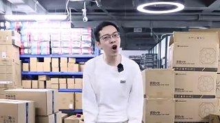 看看職業(yè)選手的電腦!7800X3D+5070 #青蛙輔助
