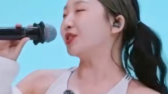 倪虹洁组怎么这么搞笑啊，姐姐们太可爱了lem #乘风2025 #倪虹洁 #卡琳娜 #李嘉琦