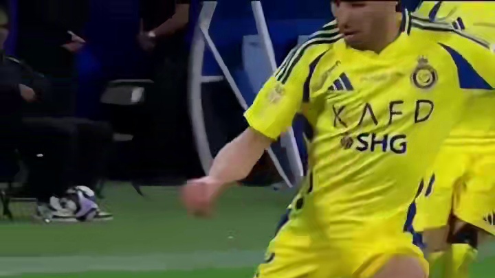 “永远的船长”#足球