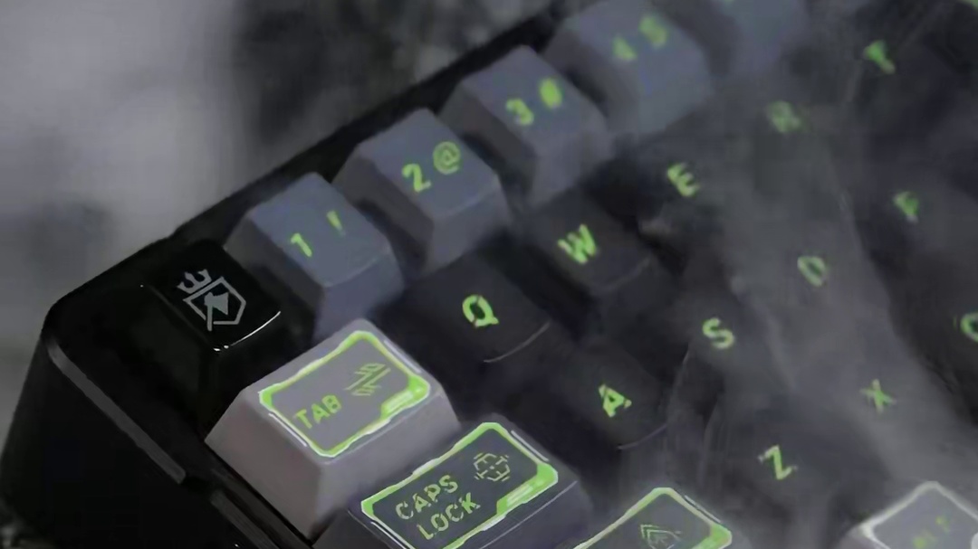 好皮肤和好键盘，你选哪一个？ #无畏契约 #无畏契约夜市 #磁轴键盘