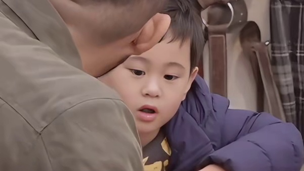 马立奥回答问题就是一个真诚，但难逃爸爸的血脉压制