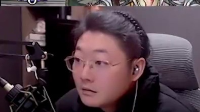 板子：镜隐迷踪。上联"狼人赖好人菜，下联“出生扎堆这咋玩。横批：没一个诗人#网易狼人杀 #狼人杀星赏