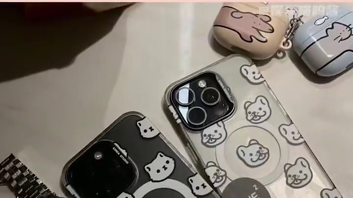 看见戒指手表摆在一起 真有一种一辈子就这样过下去的感觉#幸福#纯爱#爱情#治愈