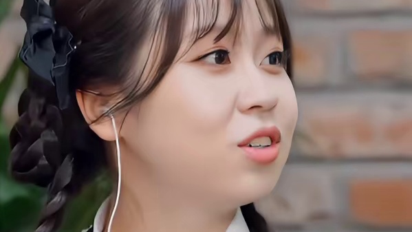 女孩子的q就是好赚啊~