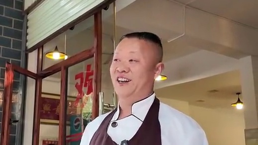 这是我吃过不黑心的火锅店！就是夏天都排队，太夸张了…#巷子里的美食 #重庆老火锅 #夏天吃爆辣火锅有