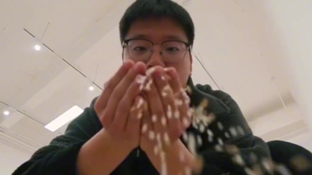 自以为的人性实验，实则是艺术资本的闭环。 #讽刺 #艺术 #贫穷 #打工 #淘金米