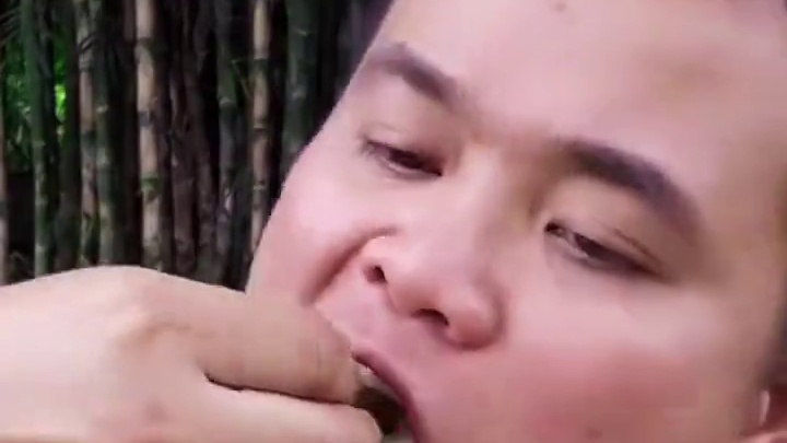 本土大蜗牛水嫩大苦瓜 #泰国大叔#内容启发搜索 #泰国美食#泰国生活#泰国美食博主