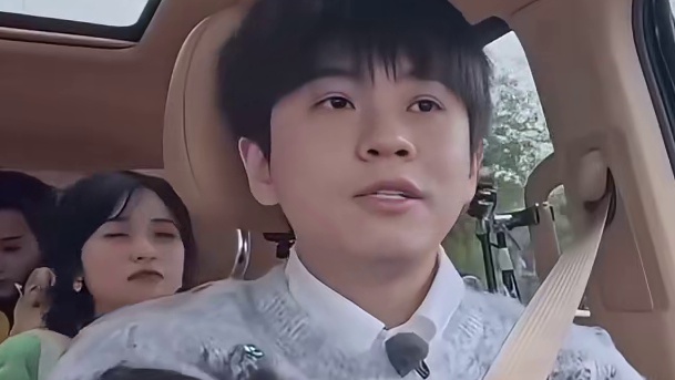 剧3年未播，沈月第一反应：梗要过时了！超绝事业心