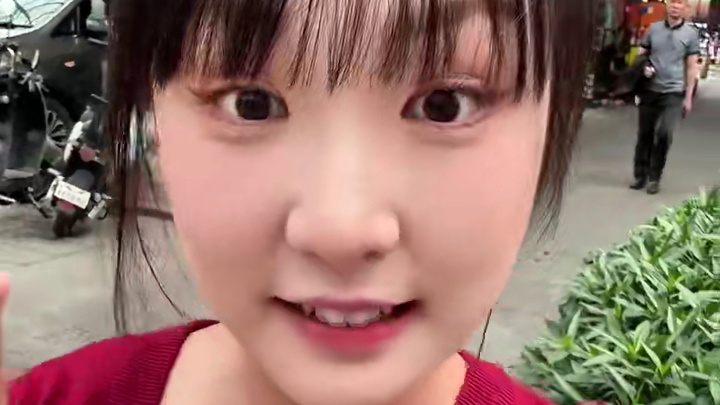 在广州也吃到了巴掌大的乳山生蚝，一蚝六吃简直不要太快乐！#春天是本帮菜的绝对主场 