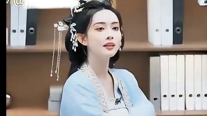 孟言孟语还是这么可爱SQ~  #孟子义 #何炅 #大侦探 #何炅孟语十级秒看穿孟子义 #综艺