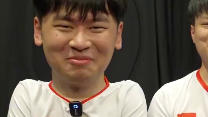 YBG双C趣味游戏  一只河蟹背后竟隐藏着“勾心斗角”   #决胜巅峰SPS全球赛 #决胜巅峰全球电