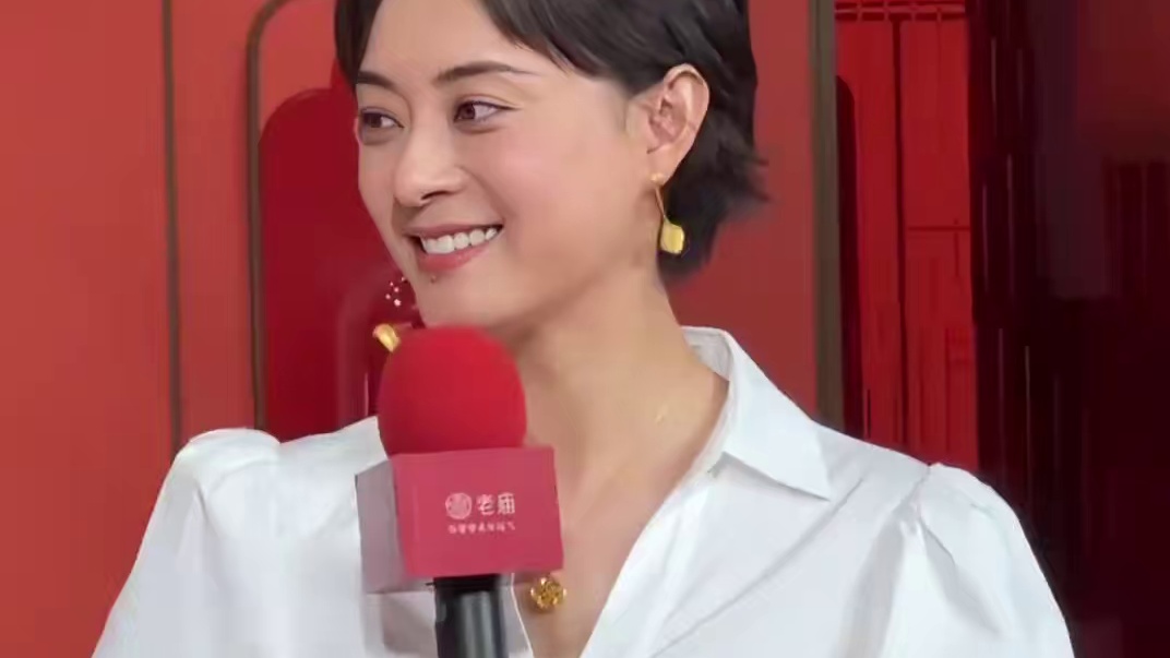 为何孙俪不点去嘴下的痣？看到殷桃嘴上的同框，才知内行不能说的秘密#孙俪 #殷桃 #娱乐评论大赏 #内