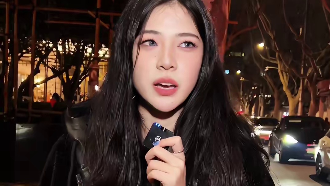 认真清醒的小姐姐，爱别人之前先学会爱自己