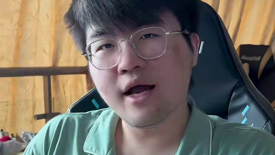 我爱英雄联盟，英雄联盟是世界上最好玩的游戏！#姿态 #英雄联盟 #IG战胜TES