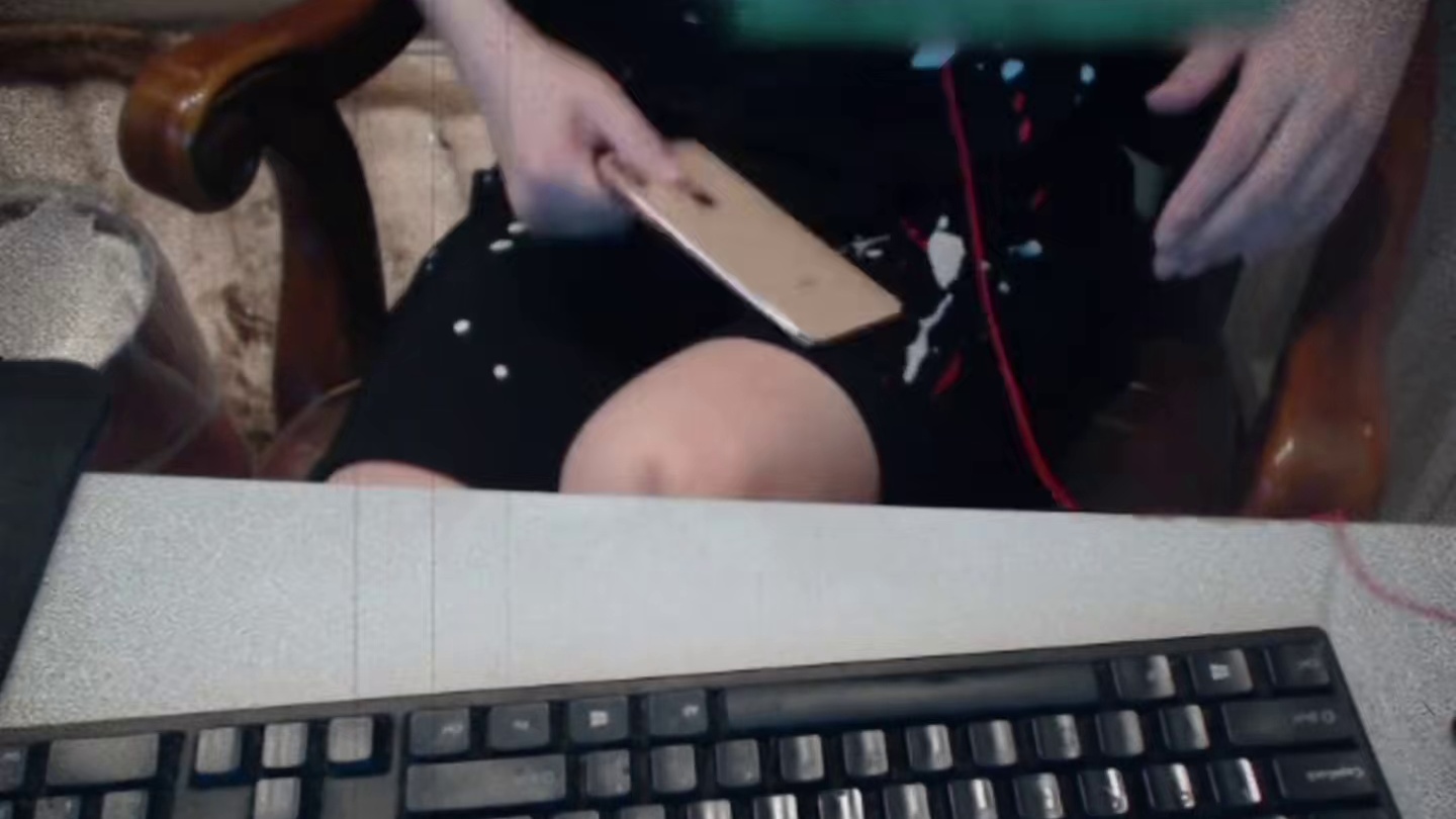 手机：不是我好了，是我受不了了 #搞笑 #董小飒