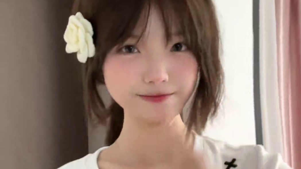 大头大头下雨不愁～ #甜妹 #甜妹统治世界