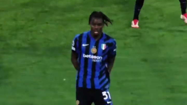 我说假如，假如穆勒在下个回合挽救拜仁！