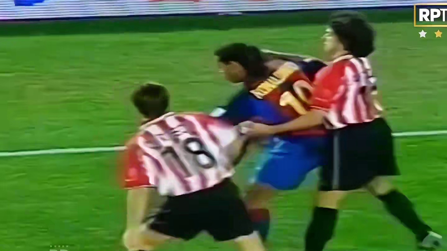 连过皇马整条防线，小罗带球能力到底有多恐怖