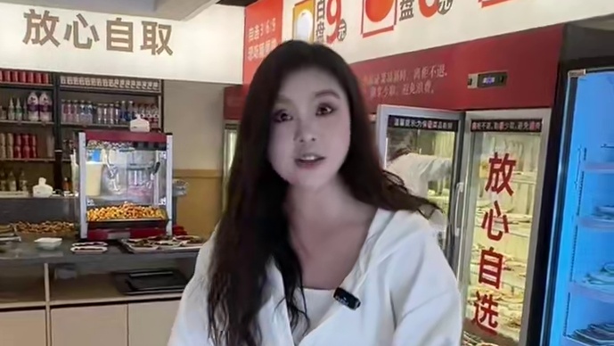 乐山，捞的乐重磅回归！平价性价比超高！品质也超棒。快冲。。 #乐山 #火锅约起来 #没有什么是一顿火