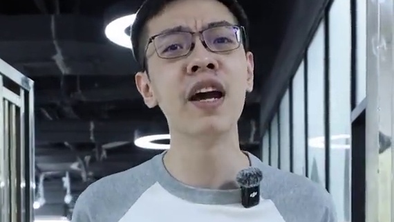 看看神豪游戏逆水寒第一主播的机器到底有多豪华！ #青蛙辅助