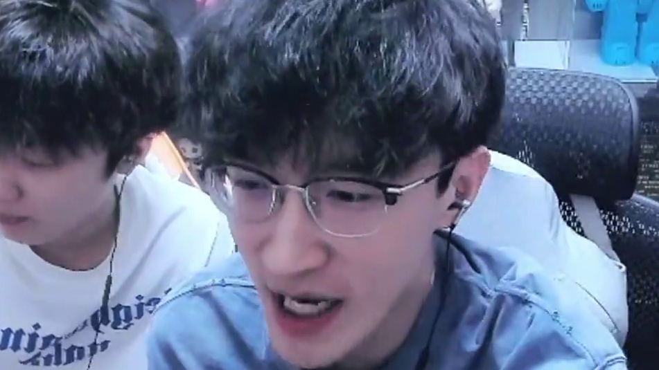 端游神兵居然这么贵？ 