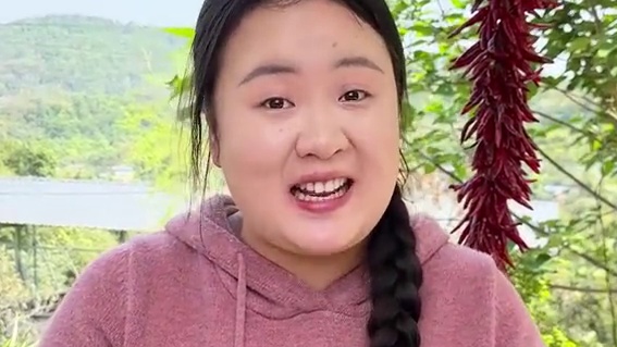 之前天天催的凉面调料来了，夏天就是要一口稀饭一口凉面才过瘾！#妈呀太香了 #嘎嘎好吃 #重庆美食 #