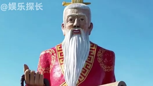 拜佛新思路打开了，事半功倍！#万万没想到 #来财 #烧香拜佛 #观音 #神仙